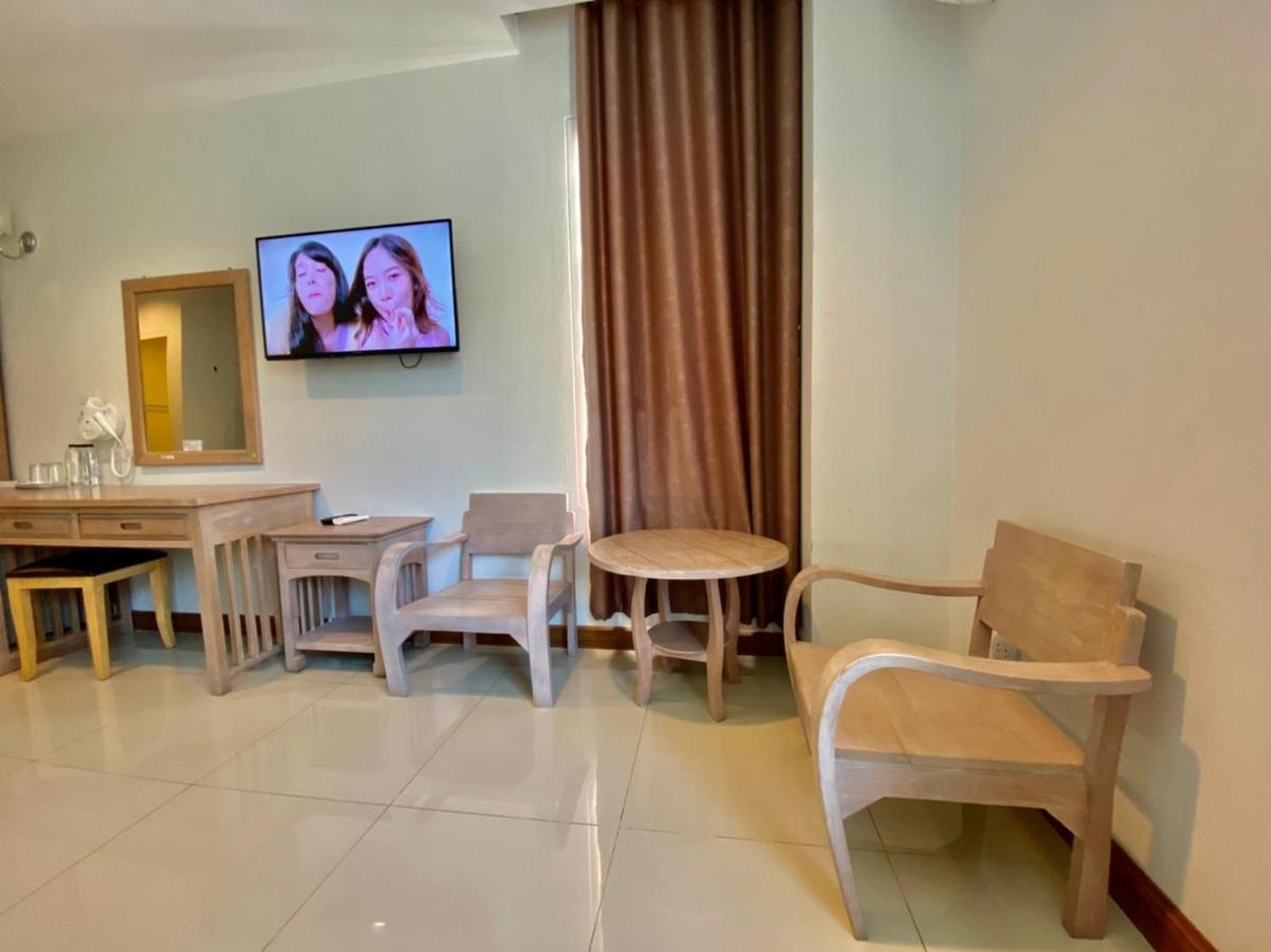 At Ruam Chok Hotel Chiang Mai Ngoại thất bức ảnh